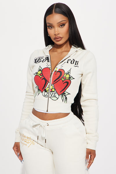 https://cdn.shopify.com/s/files/1/0293/9277/files/04-18-24_S2_32_EHW180025_Stone_P_HY_RL_15-24-43_16402_PXF.jpg?v=1713674892&with=400&height=600