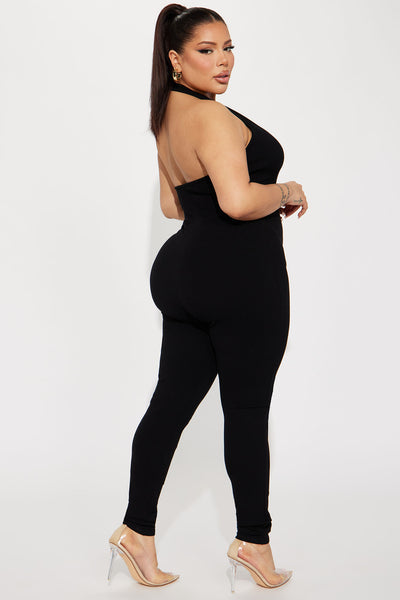https://cdn.shopify.com/s/files/1/0293/9277/files/04-20-23Studio4_CB_AC_11-25-09_9_ZDJ2381_Black_21838_PLUS_JB.jpg?v=1750271387&with=400&height=600