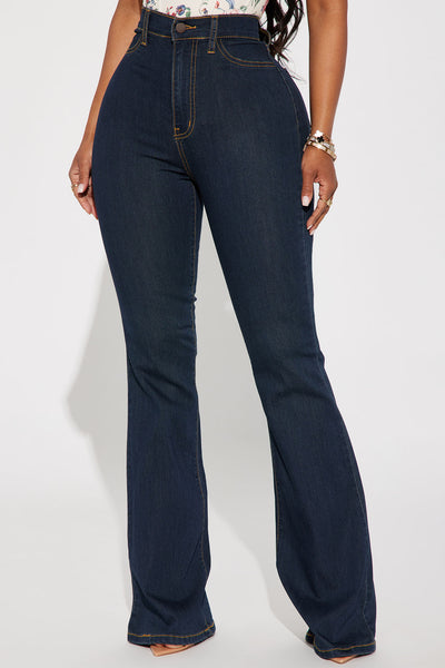 https://cdn.shopify.com/s/files/1/0293/9277/files/04-22-23Studio2_KJ_RL_11-34-42_4_P522FN_DarkDenim_11088_DG.jpg?v=1682537908&with=400&height=600