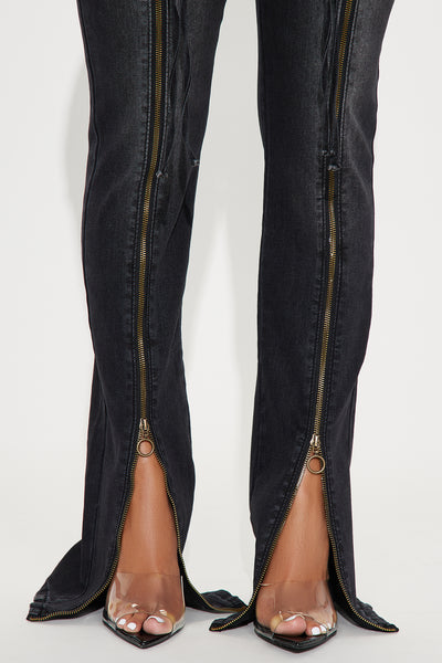 https://cdn.shopify.com/s/files/1/0293/9277/files/04-22-25_S5_9_BFN6767BTJC_BlackWash_ZSR_KJ_MC_11-17-37_14590_PXF.jpg?v=1745449640&with=400&height=600