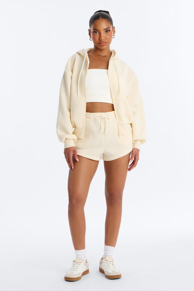 https://cdn.shopify.com/s/files/1/0293/9277/files/04-22-26_S1_45_2BHE056FN_WhitePink_JC_JS_13-45-22_66031_PXF.jpg?v=1777044722&with=400&height=600