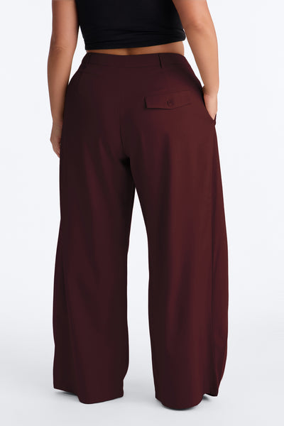 https://cdn.shopify.com/s/files/1/0293/9277/files/04-22-26_S2_13_V225PT0754SOLID_Sage_AF_PC_11-10-17_PLUS_0331_PXF_BL_Burgundy.jpg?v=1790264258&with=400&height=600