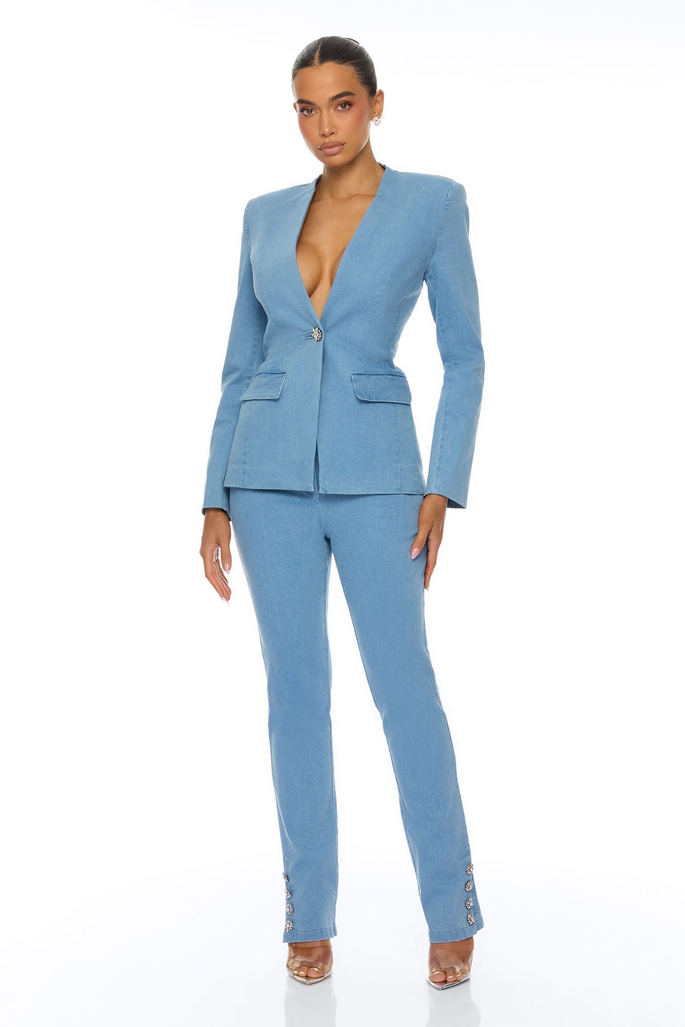 https://cdn.shopify.com/s/files/1/0293/9277/files/04-22-26_S9_26_D70337D70213_LightWash_CXB_IM_10-39-22_0672_PXF_CM.jpg?v=1777396790