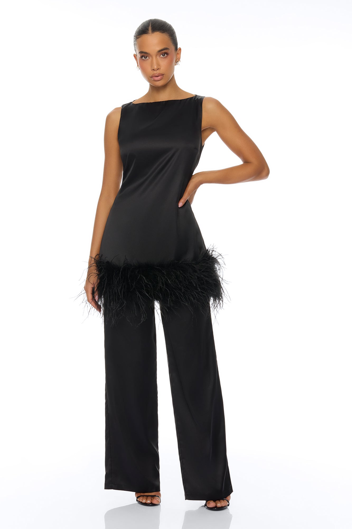 https://cdn.shopify.com/s/files/1/0293/9277/files/04-22-26_S9_68_GW25K6013AB_Black_CXB_IM_14-13-08_1793_PXF.jpg?v=1777070680