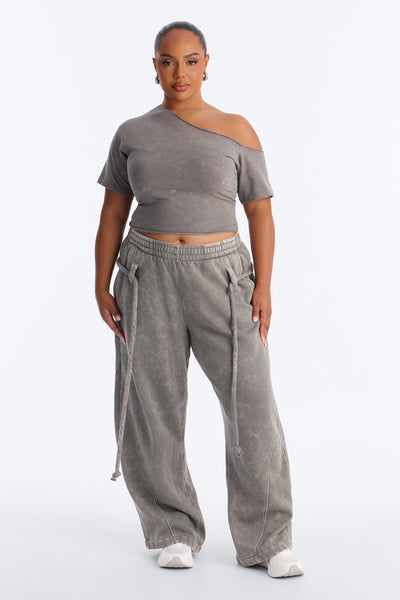 https://cdn.shopify.com/s/files/1/0293/9277/files/04-23-26_S8_52_V225MS4794_Moss_JZ_MC_15-07-55_PLUS_12730_PXF.jpg?v=1777324333&with=400&height=600