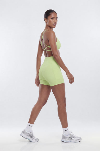https://cdn.shopify.com/s/files/1/0293/9277/files/04-23-26_S9_5_B12504SB1201_Pistachio_CXB_IM_09-03-14_39221-3_EH_ES_JA.jpg?v=1778517301