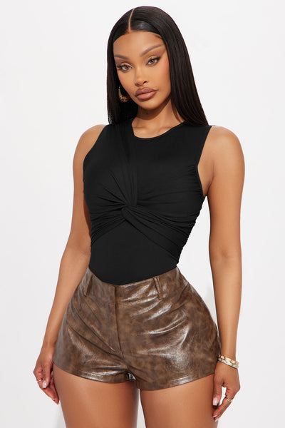https://cdn.shopify.com/s/files/1/0293/9277/files/04-24-25_S2_14_KJGB5021937_Chocolate_CXB_RL_15-07-34_25648_PXF_JA_Black.jpg?v=1785351108&with=400&height=600