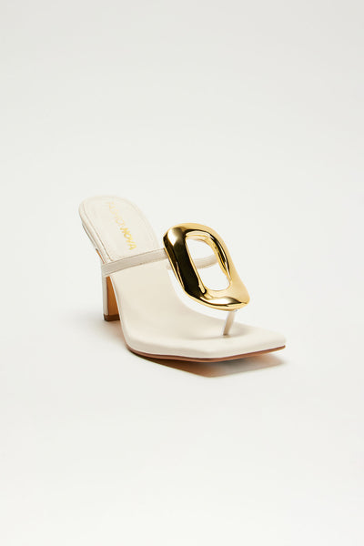 https://cdn.shopify.com/s/files/1/0293/9277/files/04-25-24_S15_74_MADETOLAST_Cream_CZ_14-12-00_0281_SG_ES.jpg?v=1741913331&with=400&height=600