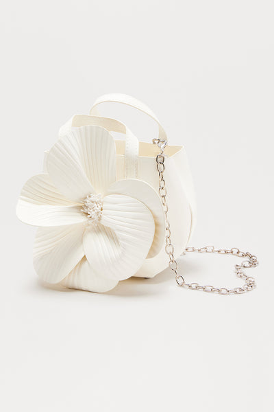 https://cdn.shopify.com/s/files/1/0293/9277/files/04-28-25_S15_47_ZDBLA24YXD03_White_CZ_11-40-22_FLATLAY_11447_PXF.jpg?v=1746035899&with=400&height=600