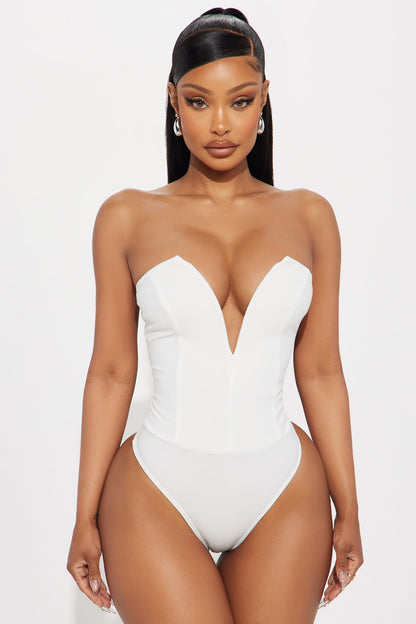 https://cdn.shopify.com/s/files/1/0293/9277/files/04-29-24_S2_28_ZDS2040_White_P_CXB_RL_14-55-51_18243_PXF.jpg?v=1714499044
