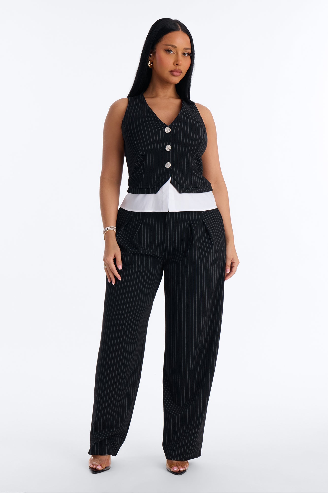 https://cdn.shopify.com/s/files/1/0293/9277/files/04-29-26_S6_39_ST5540_Black_AB_AC_15-20-27_12377_PXF_43b73eb0-137f-4553-89b6-db159815083c.jpg?v=1778098514