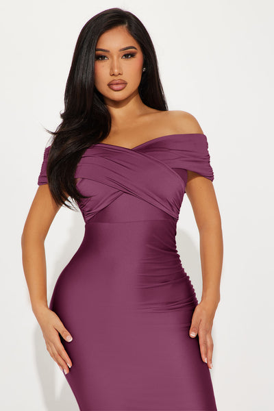 https://cdn.shopify.com/s/files/1/0293/9277/files/04-30-24_S3_23_DT1612_Mauve_KS_AP_12-07-42_0129_MH_EH_JA_Plum.jpg?v=1752009200&with=400&height=600