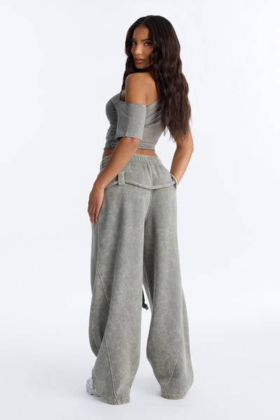 https://cdn.shopify.com/s/files/1/0293/9277/files/04-30-26_S1_26_V225MS4794_Moss_KJ_DJ_12-18-01_2442_PXF.jpg?v=1777931174&with=400&height=600