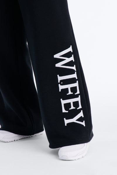 https://cdn.shopify.com/s/files/1/0293/9277/files/04-30-26_S2_18_2PE071HFN_BlackWhite_TK_EO_11-27-20_PLUS_27782_PXF.jpg?v=1777992351&with=400&height=600