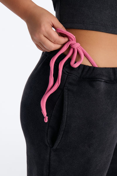 https://cdn.shopify.com/s/files/1/0293/9277/files/04-30-26_S2_9_B225MS4721_BlackPink_TK_EO_10-43-26_PLUS_7695_PXF.jpg?v=1777935045&with=400&height=600