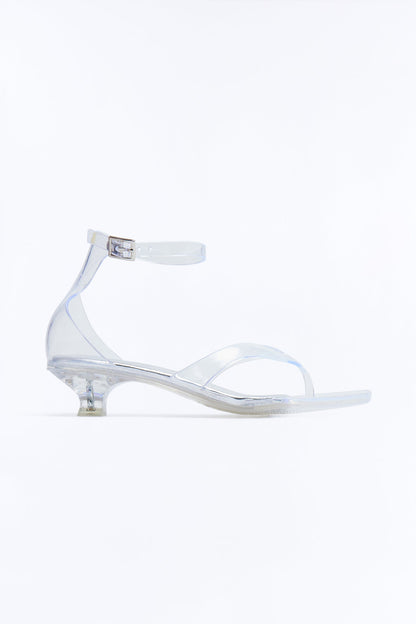 https://cdn.shopify.com/s/files/1/0293/9277/files/05-01-26_SL_38_PAZZY_Clear_ZSR_KP_12-39-43_FLATLAY_26734_PXF.jpg?v=1777910528