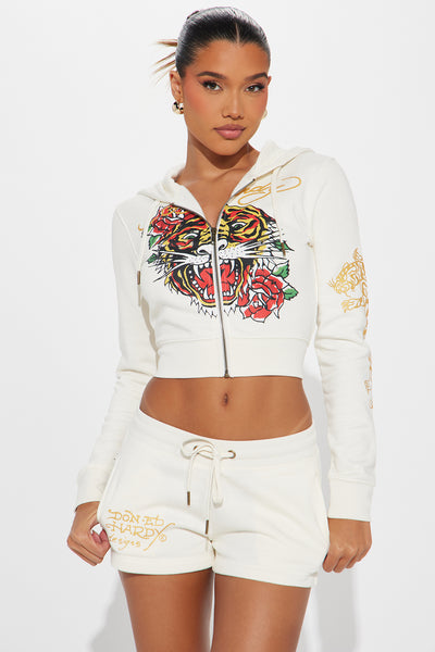 https://cdn.shopify.com/s/files/1/0293/9277/files/05-03-24_S2_66_EHWS10152_Ivory_ID_SS_14-03-19_21044_PXF.jpg?v=1716412662&with=400&height=600
