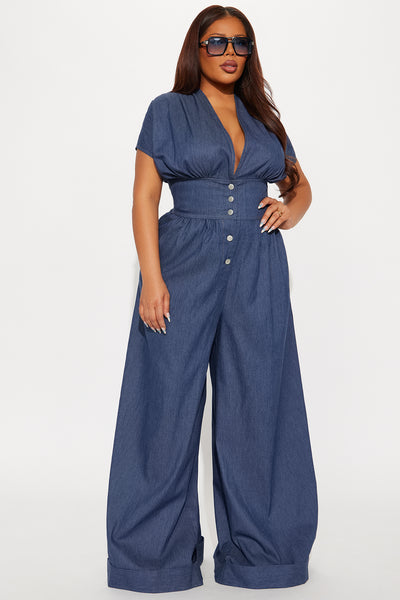 https://cdn.shopify.com/s/files/1/0293/9277/files/05-03-25_S4_20_CJ0712_Denim_KJ_JS_10-49-01_PLUS_28553_PXF.jpg?v=1746635138&with=400&height=600