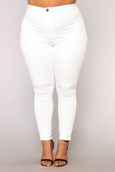 https://cdn.shopify.com/s/files/1/0293/9277/products/05-04-18_STUDIO_2FN103FN_White1075_copy.jpg?v=1735240548&with=400&height=600