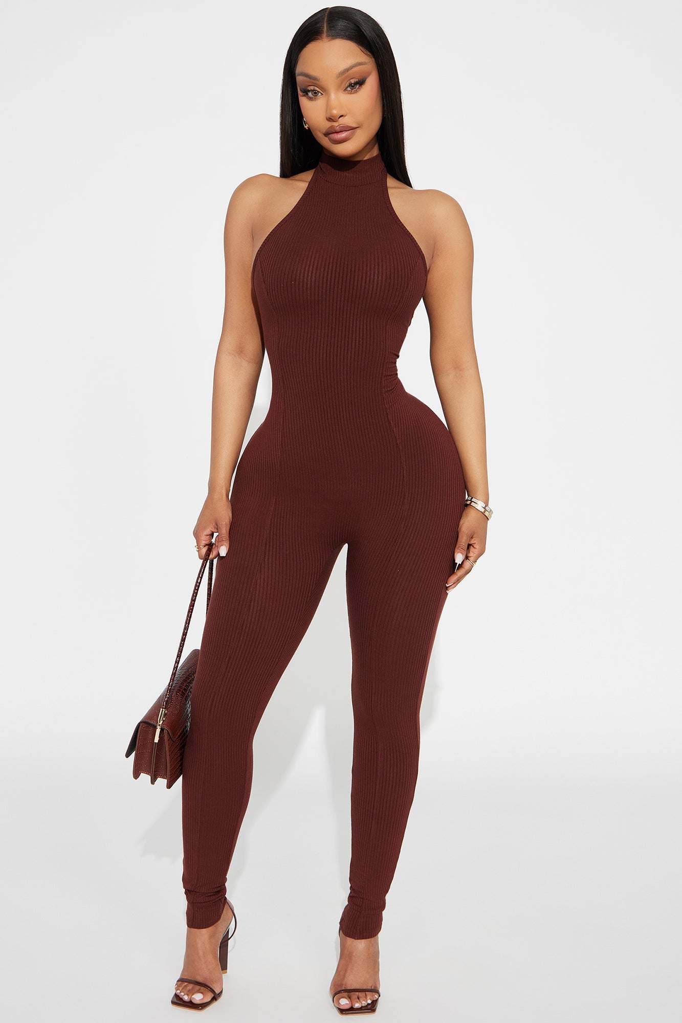 https://cdn.shopify.com/s/files/1/0293/9277/files/05-05-25_S2_15_HP28169_Chocolate_CXB_RL_15-42-37_29276_PXF.jpg?v=1746557946