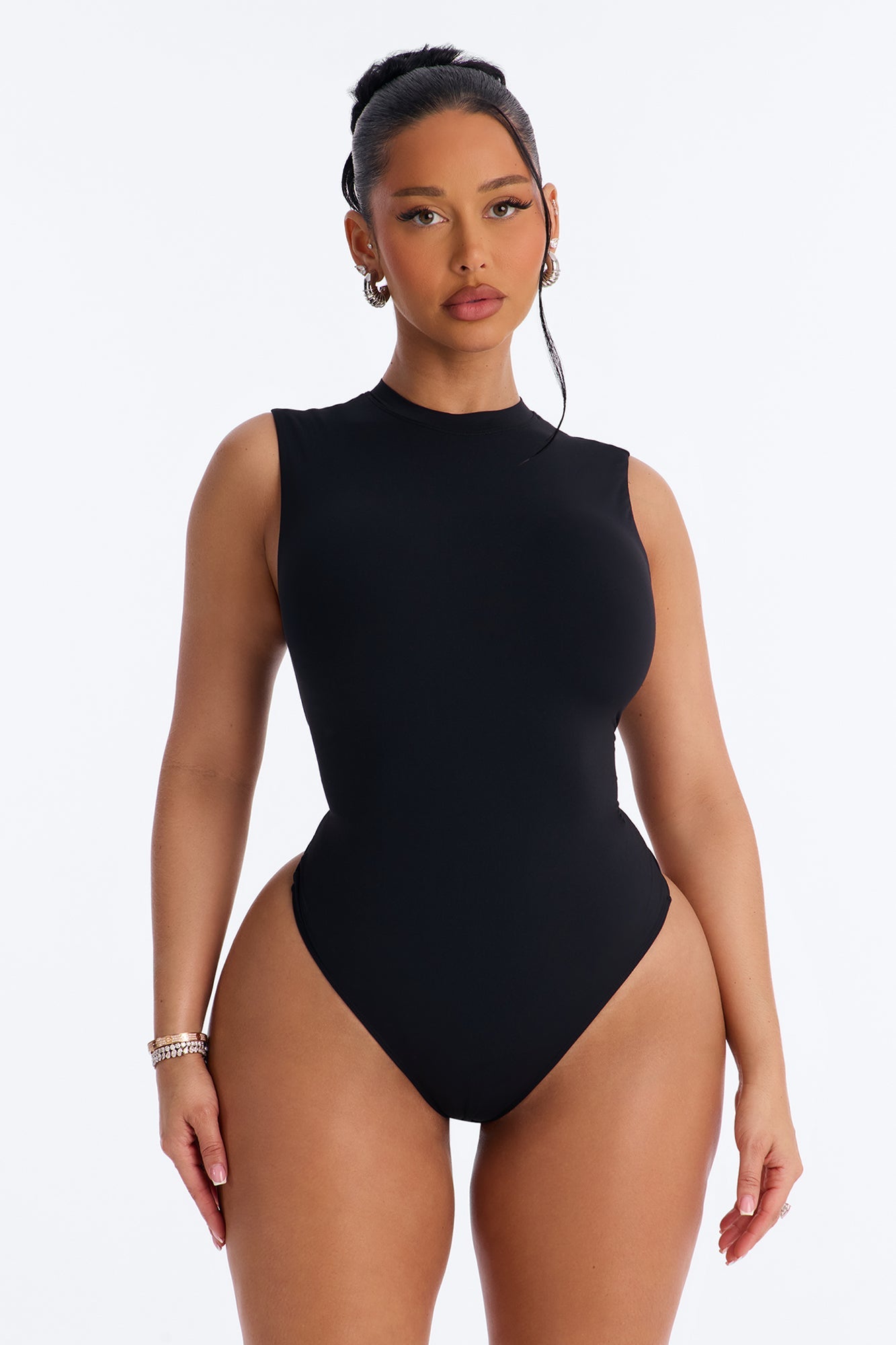 https://cdn.shopify.com/s/files/1/0293/9277/files/05-07-26_S4_31_FT26GWS7005_Black_KJ_AC_13-51-52_17715_PXF.jpg?v=1778534918