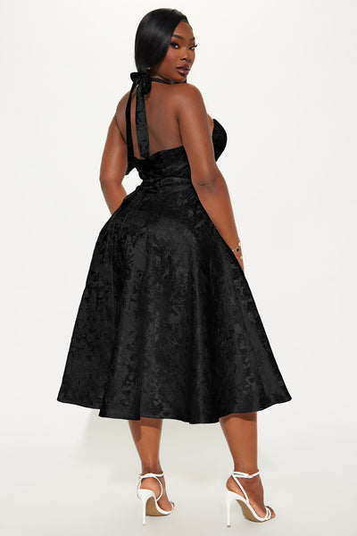 https://cdn.shopify.com/s/files/1/0293/9277/files/05-08-25_S5_4_KZZD4110604_OffWhite_ZSR_CZ_IM_10-22-08_PLUS_5009_BH_JA_Black.jpg?v=1757022642&with=400&height=600
