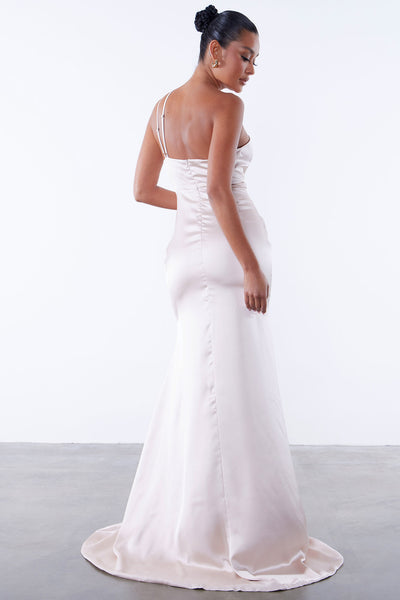https://cdn.shopify.com/s/files/1/0293/9277/files/05-09-23LUXE_TH_IM_14-15-56_55_GW22X2612_Nude_2423_JB_MH.jpg?v=1684450527&with=400&height=600