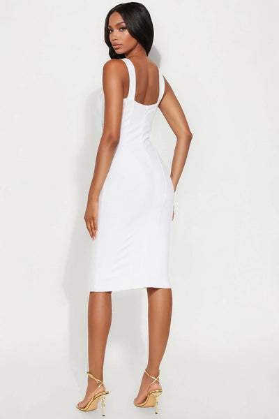 https://cdn.shopify.com/s/files/1/0293/9277/files/05-09-25_S6_16_ZDFN001_White_CR_AP_12-10-27_85073_CM-Adia_SG_SG.jpg?v=1748016131&with=400&height=600