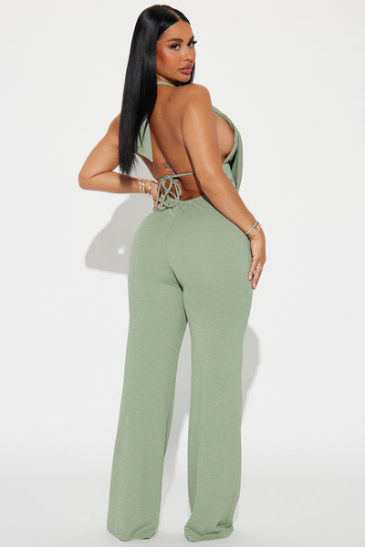 https://cdn.shopify.com/s/files/1/0293/9277/files/05-10-24_S1_26_62152SK_Sage_KT_SS_11-31-16_73165_PXF.jpg?v=1715701550&with=400&height=600
