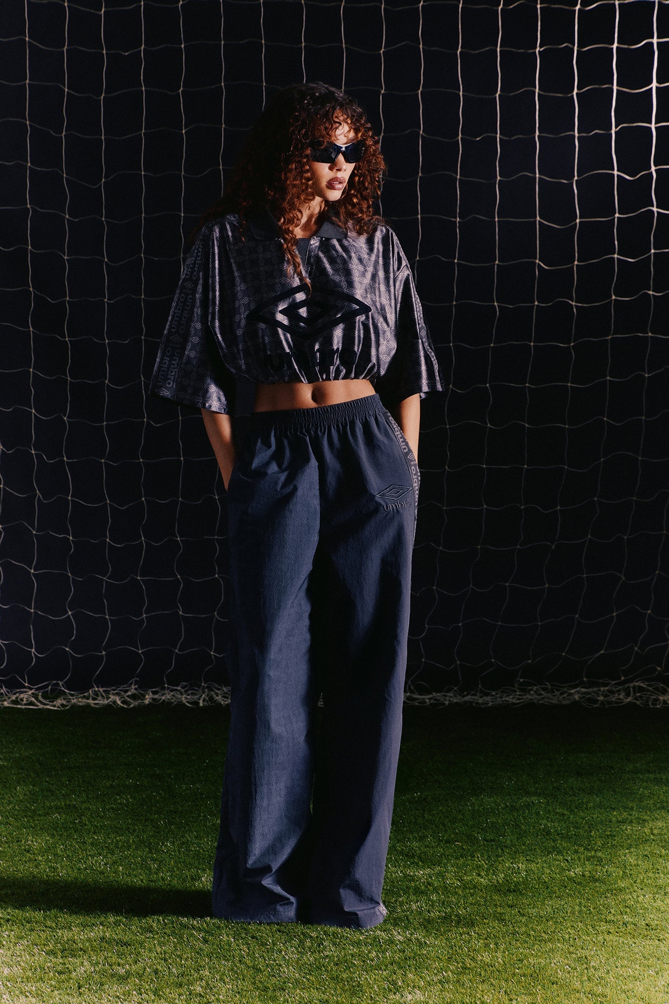 https://cdn.shopify.com/s/files/1/0293/9277/files/05-11-26_UMBRO_-Collection_LOOK_62_RA_CW_10-12-17_11813_ES.jpg?v=1780421321