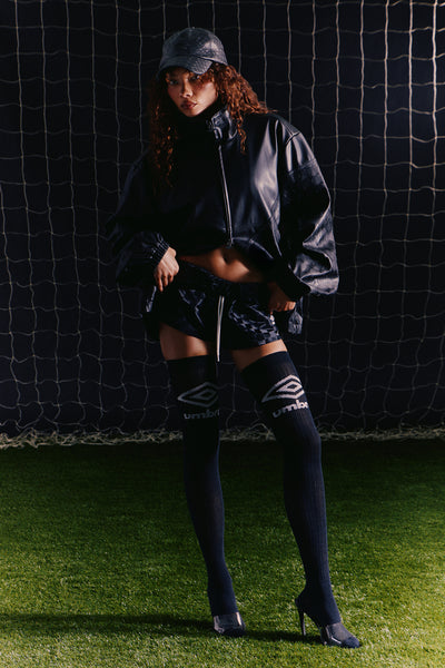 https://cdn.shopify.com/s/files/1/0293/9277/files/05-11-26_UMBRO_-Collection_LOOK_88_RA_CW_14-05-07_13011_ES.jpg?v=1780422131&with=400&height=600
