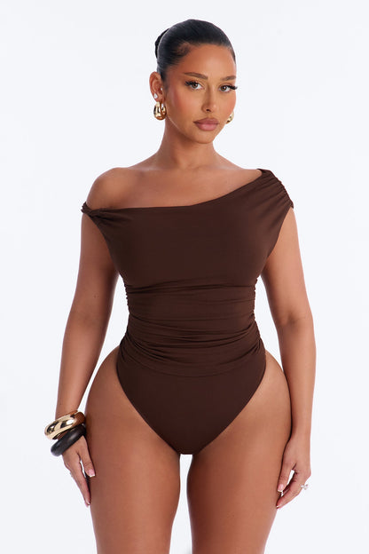 https://cdn.shopify.com/s/files/1/0293/9277/files/05-12-26_S4_34_36641_Brown_AB_SS_13-54-53_19069_PXF.jpg?v=1778797213