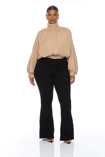 https://cdn.shopify.com/s/files/1/0293/9277/files/05-12-26_S9_11_LJK8086FN_Taupe_AE_IM_10-51-05_PLUS_4425_PXF.jpg?v=1778789988&with=400&height=600