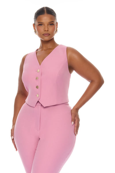 https://cdn.shopify.com/s/files/1/0293/9277/files/05-12-26_S9_12_FN24075_Pink_AE_IM_11-43-10_PLUS_34719_PXF.jpg?v=1778857423&with=400&height=600