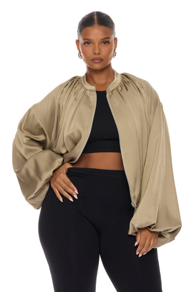 https://cdn.shopify.com/s/files/1/0293/9277/files/05-12-26_S9_24_LJK8022FN_Sage_ZSR_AE_IM_12-14-04_PLUS_4762_PXF.jpg?v=1778707876&with=400&height=600