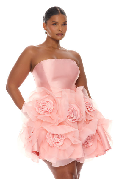 https://cdn.shopify.com/s/files/1/0293/9277/files/05-12-26_S9_25_25GWY8753_Peach_AE_IM_12-16-33_PLUS_4785_PXF.jpg?v=1778790183&with=400&height=600