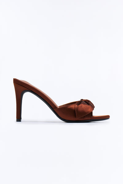 https://cdn.shopify.com/s/files/1/0293/9277/files/05-12-26_SL_25_BENNI02_Chocolate_ZSR_KP_10-51-57_8668_PXF.jpg?v=1778697221&with=400&height=600