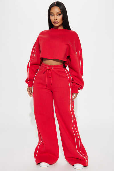 https://cdn.shopify.com/s/files/1/0293/9277/files/05-13-24_S2_25_ZDZPK12184L_Red_KJ_RL_15-03-44_21904_PXF.jpg?v=1715807468&with=400&height=600