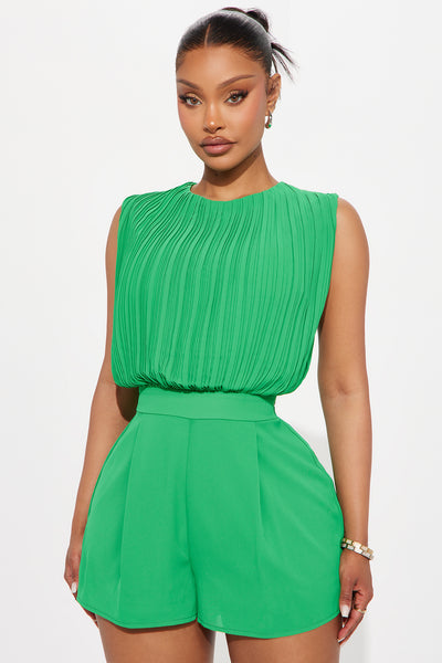 https://cdn.shopify.com/s/files/1/0293/9277/files/05-13-25_S2_24_DM4226_Kellygreen_CXB_RL_16-09-39_30992_PXF.jpg?v=1747241316&with=400&height=600