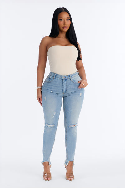 https://cdn.shopify.com/s/files/1/0293/9277/files/05-14-26_S4_4_CTB640_LightWash_RK_SS_10-52-01_32702_PXF.jpg?v=1779134113&with=400&height=600