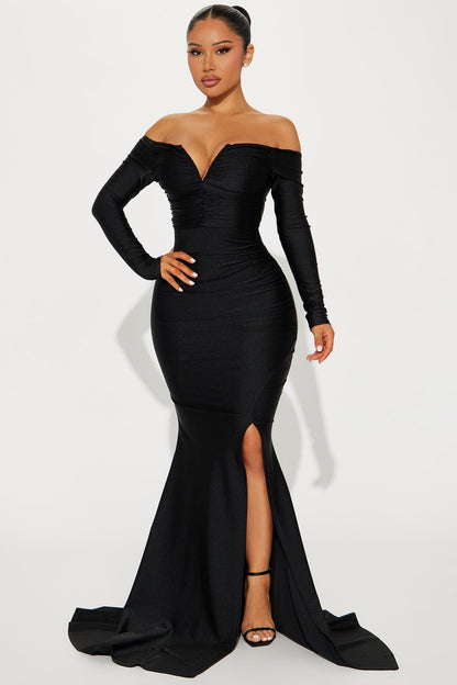 https://cdn.shopify.com/s/files/1/0293/9277/files/05-15-24_S3_19_DT3430_Black_P_RA_IM_10-00-45_8231_MH_BH_JA.jpg?v=1758213253