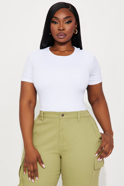 https://cdn.shopify.com/s/files/1/0293/9277/files/05-15-24_S6_10_TY80541_White_AZ_AP_11-25-47_PLUS_4056_PXF.jpg?v=1716229350&with=400&height=600