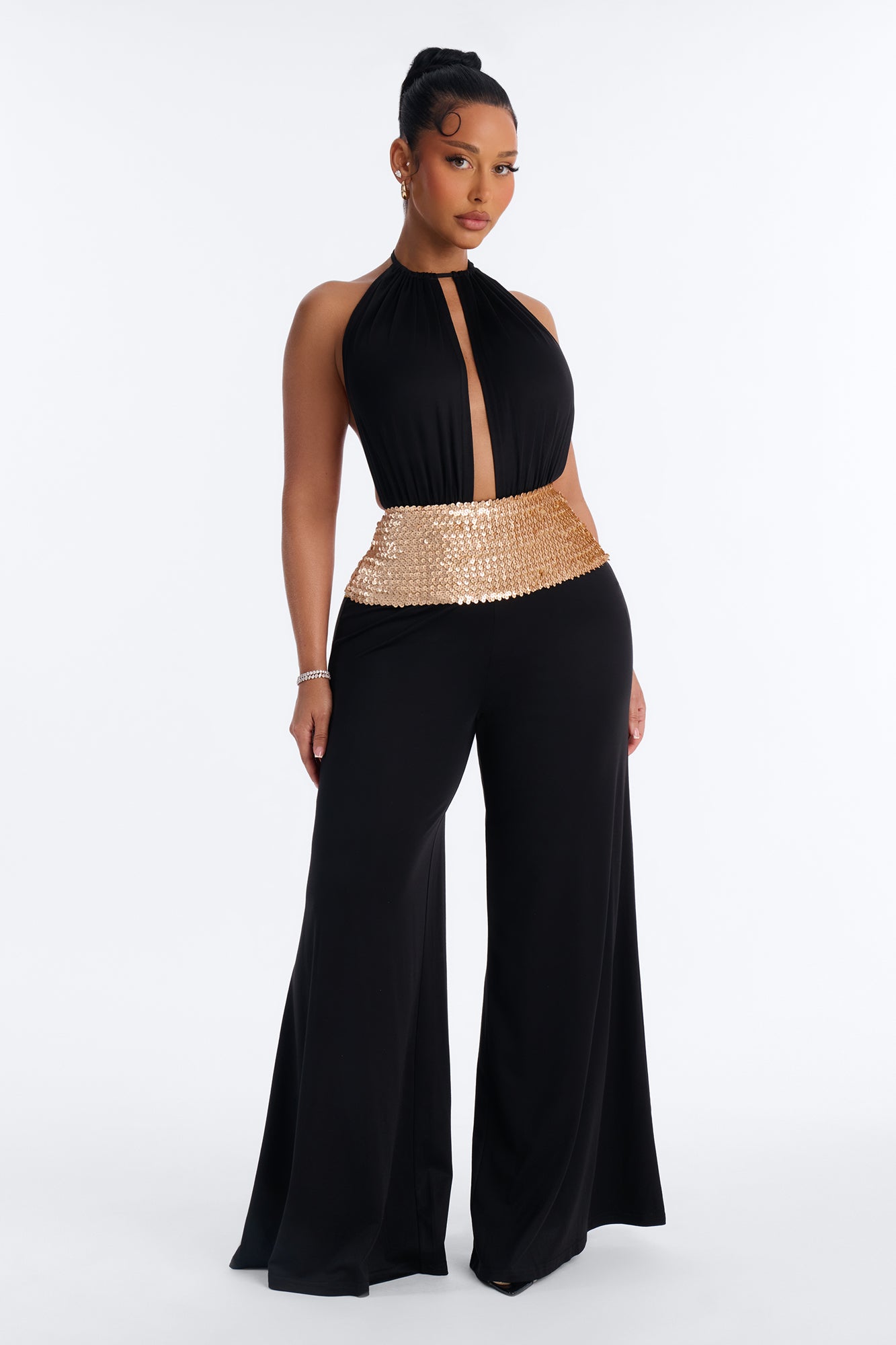 https://cdn.shopify.com/s/files/1/0293/9277/files/05-15-26_S4_9_V125JP07107SHOR_Black_AB_IM_10-56-30_20972_PXF.jpg?v=1779142427