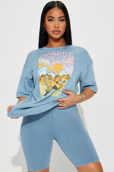 https://cdn.shopify.com/s/files/1/0293/9277/files/05-17-23Studio6_TA_D_10-11-30_3_UNWDESERTDREAM_Blue_5930_CM.jpg?v=1684856612&with=400&height=600