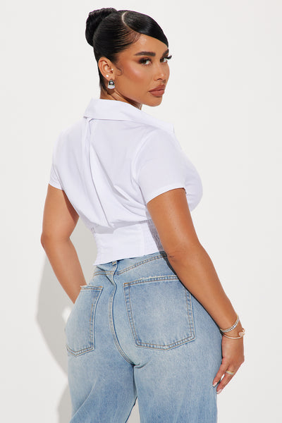 https://cdn.shopify.com/s/files/1/0293/9277/files/05-17-24_S1_9_J4L9870W_White_KS_SS_10-58-39_77038_PXF.jpg?v=1716242125&with=400&height=600
