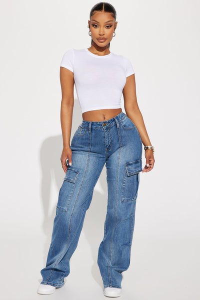 https://cdn.shopify.com/s/files/1/0293/9277/files/05-18-23Studio2_KJ_RL_15-17-58_23_WR23P144_DarkWash_12655_SG.jpg?v=1684961541&with=400&height=600