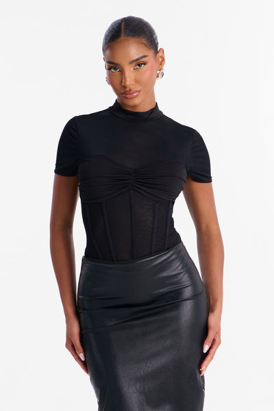 https://cdn.shopify.com/s/files/1/0293/9277/files/05-18-26_S1_16_HKT28739_Black_KJ_IM_10-54-39_43940_PXF.jpg?v=1779315992&with=400&height=600