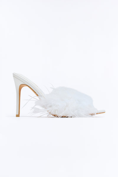https://cdn.shopify.com/s/files/1/0293/9277/files/05-19-26_SL_49_MELANI05_White_AB_14-27-07_9866_PXF.jpg?v=1779462050&with=400&height=600