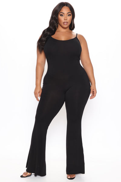 https://cdn.shopify.com/s/files/1/0293/9277/products/05-20-21Studio3_ME_RL_13-40-41_43_VJ1822N_Black_1433_PLUS_KL.jpg?v=1621631321&with=400&height=600