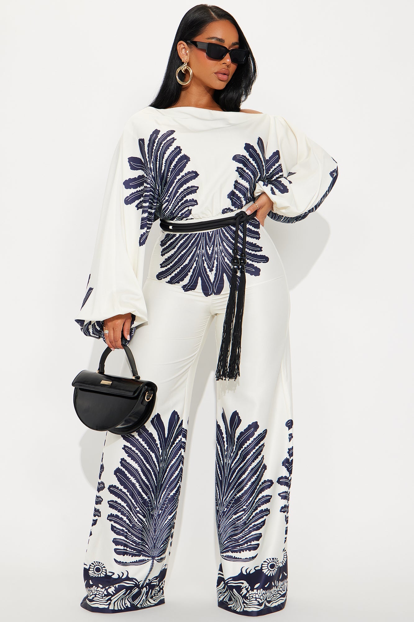 https://cdn.shopify.com/s/files/1/0293/9277/files/05-20-25_S3_6_CJ56870_Navycombo_KJ_JS_09-57-25_27854_PXF.jpg?v=1747847099